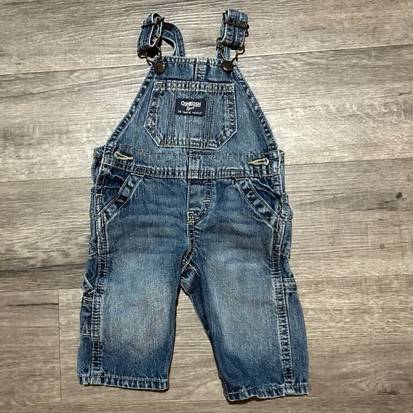 NWOT OshKosh B'gosh Blue Denim Overalls - Picture 1 of 3